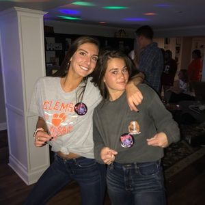 Meet your Posher, Abby